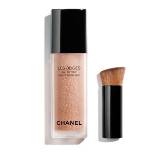 CHANEL LES BEIGES
Water-Fresh Tint LIGHT
